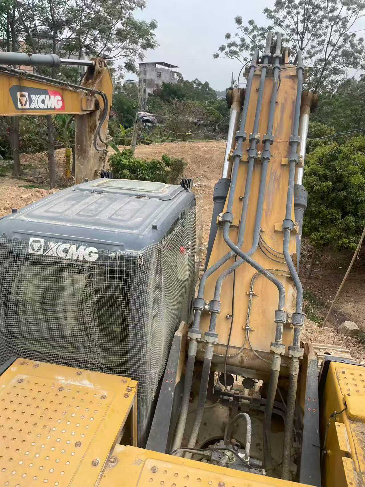 Buy XCMG XE380K Used Excavator / 9