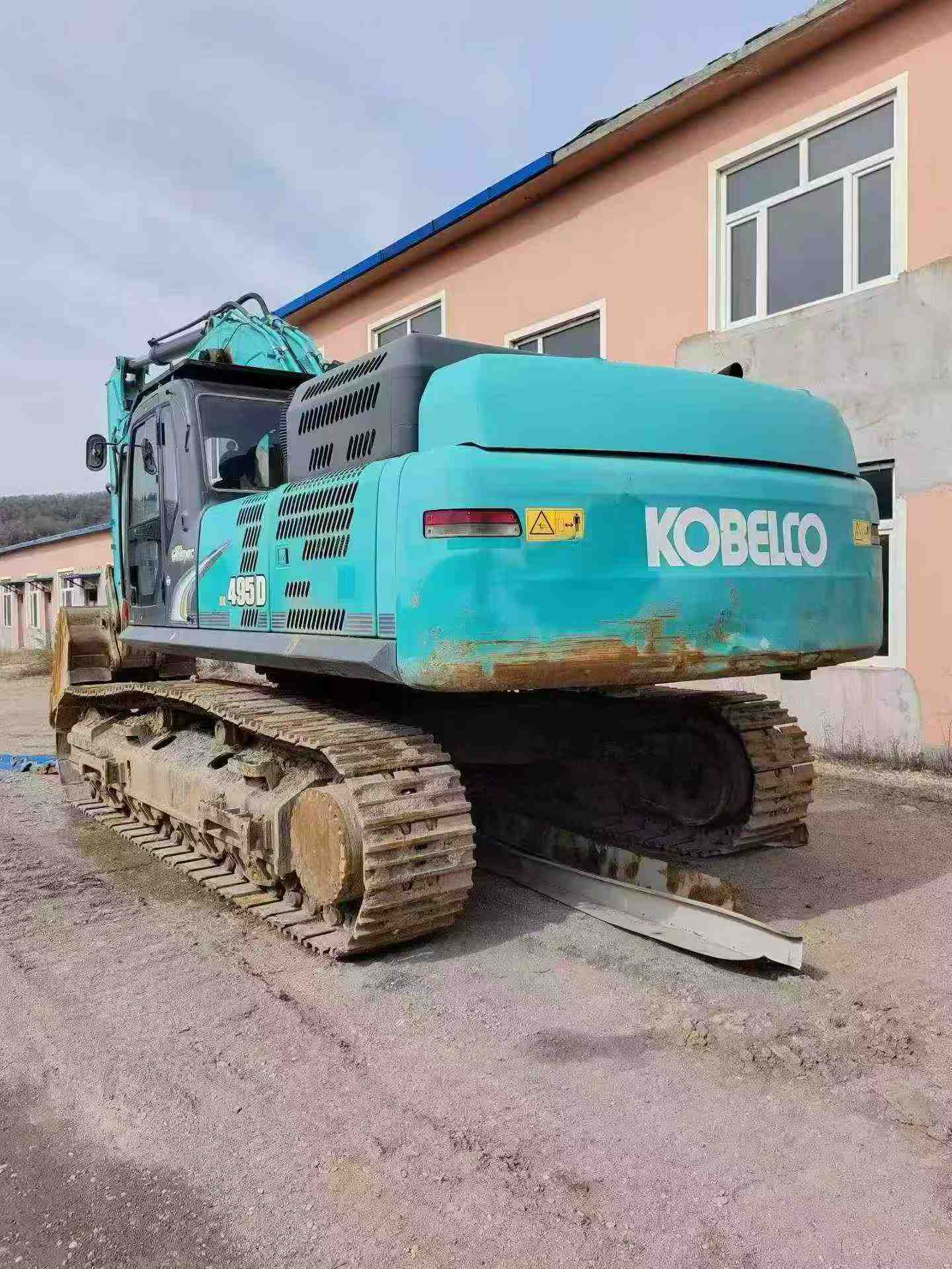Buy Kobelco SK495D Used Excavator / 4