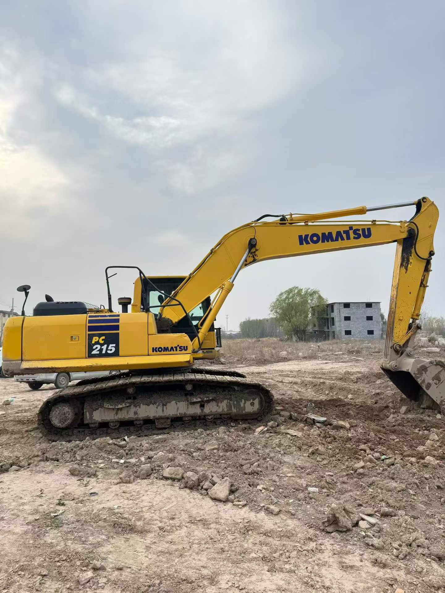 Buy Komatsu HB215LC-1 Used Excavator / 8