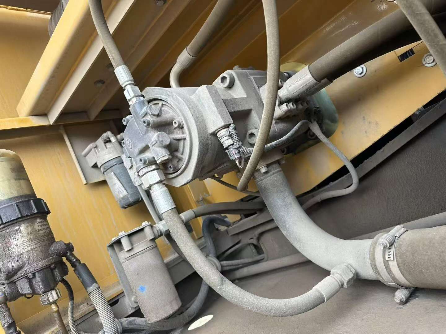 Buy XCMG XE200 Used Excavator / 2