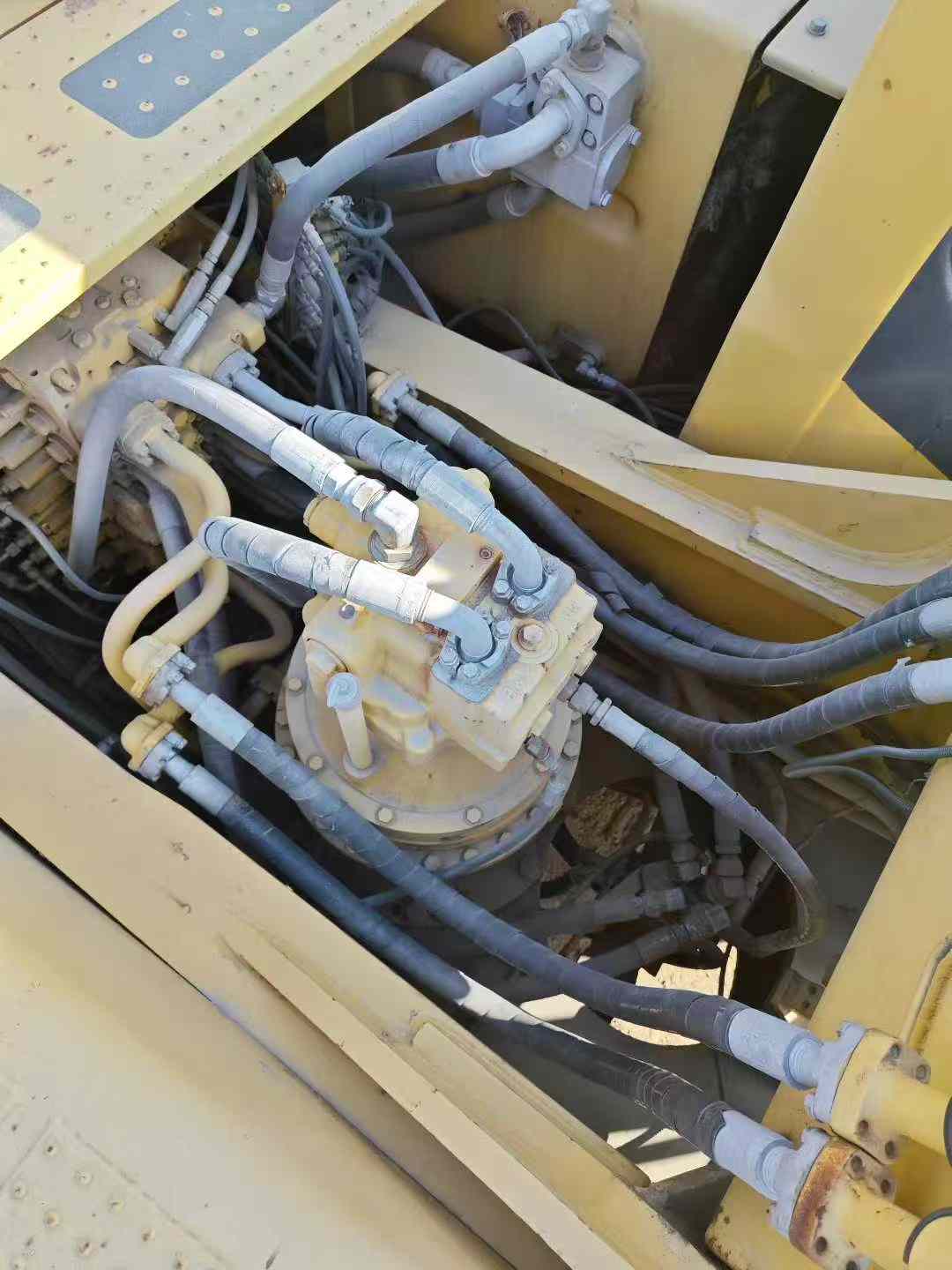 Buy Komatsu PC400-8 Used Excavator / 4