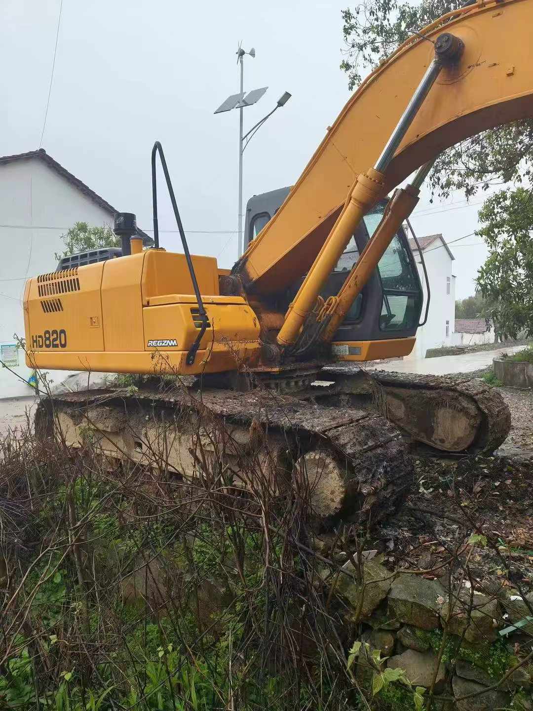 Buy Kato HD820 Used Excavator / 2