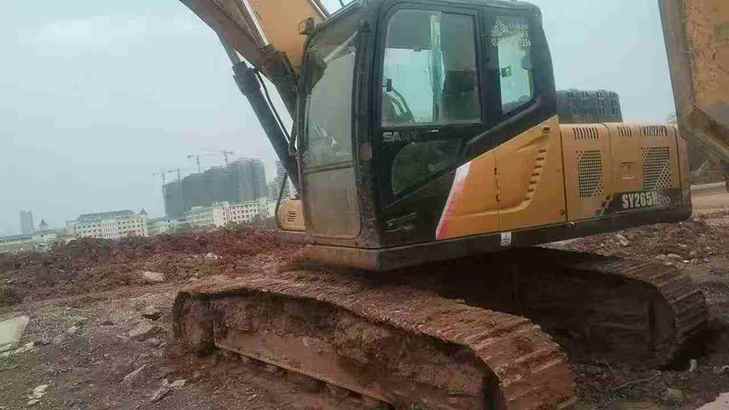 Buy Sany SY200C Used Excavator / 1