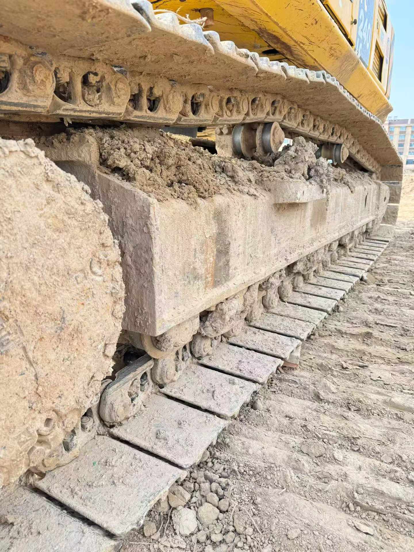 Buy Komatsu PC240-6 Used Excavator / 9