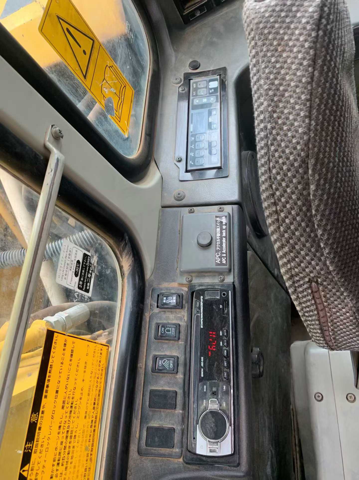 Buy Kato HD512 Used Excavator / 5