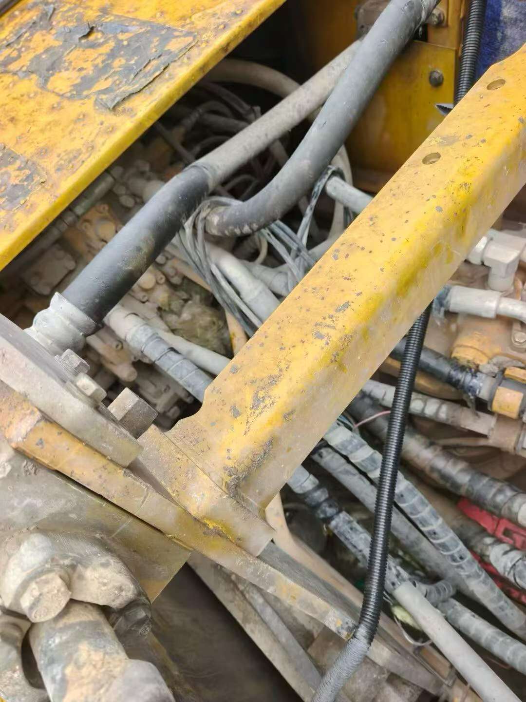 Buy Komatsu PC200 Used Excavator / 5