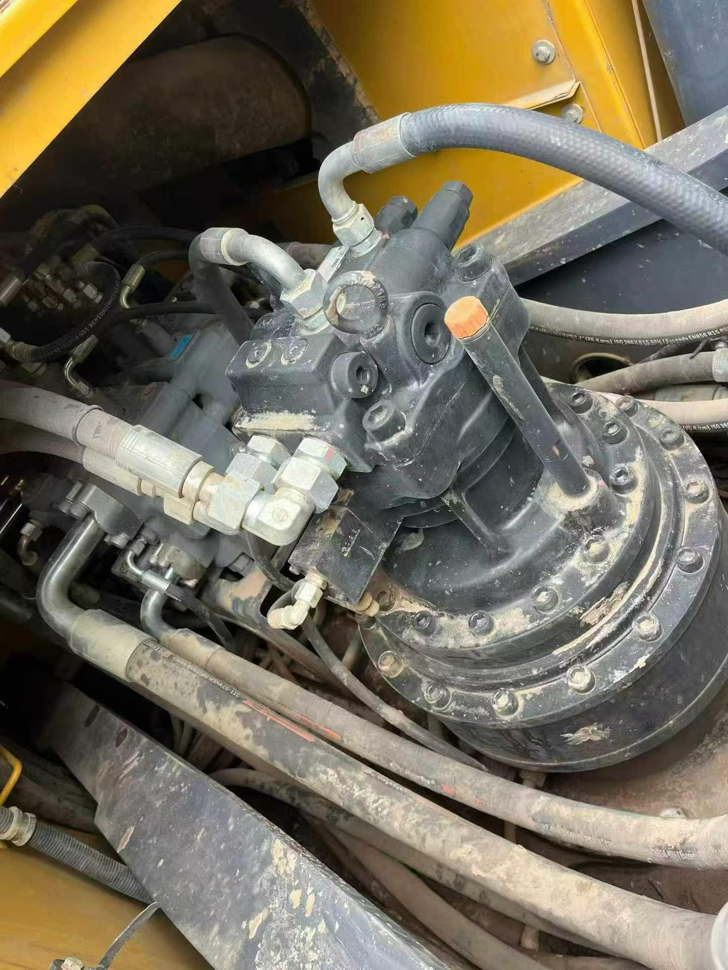 Buy XCMG XE335C Used Excavator / 6