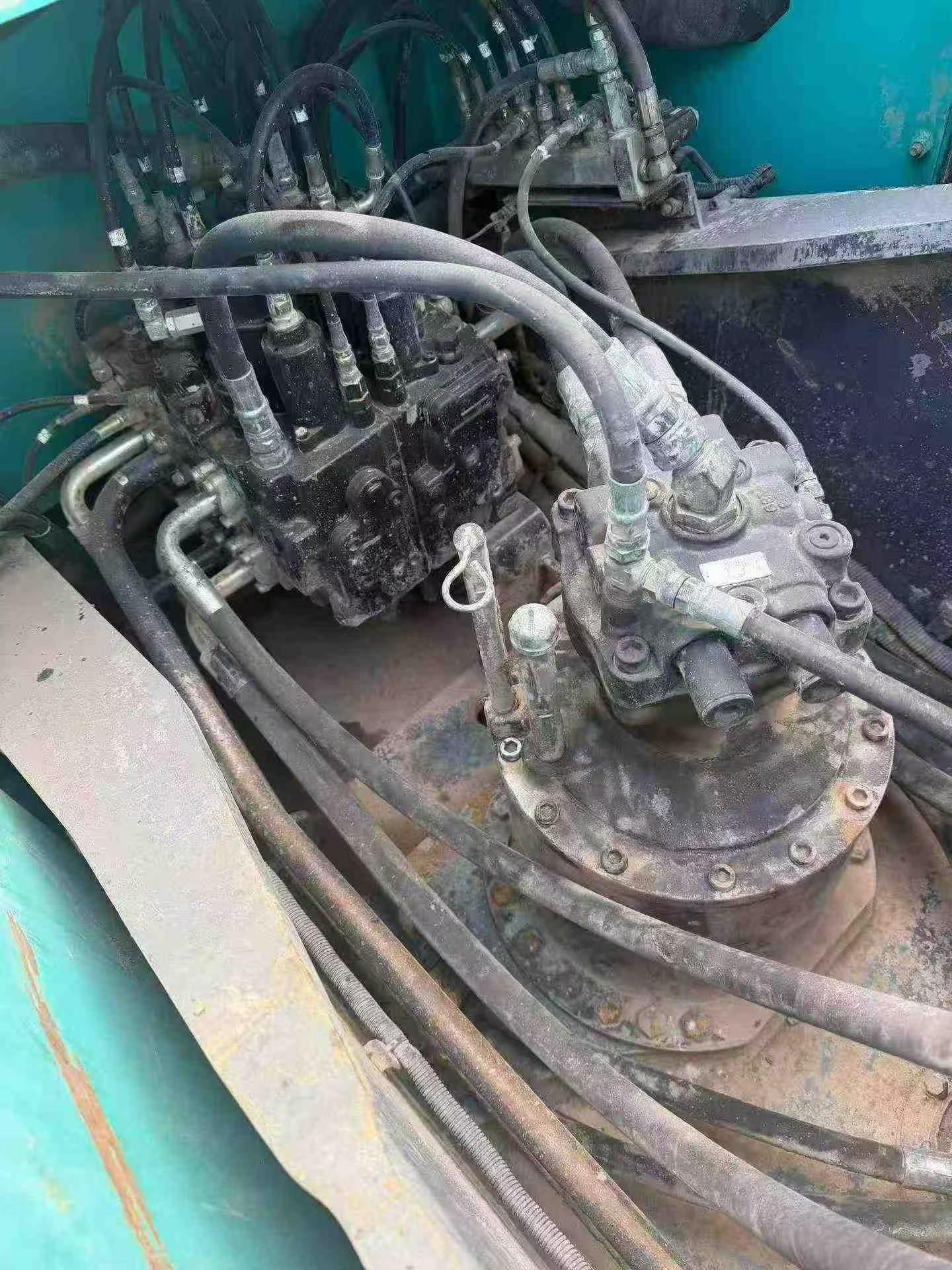 Buy Kobelco SK260 Used Excavator / 7