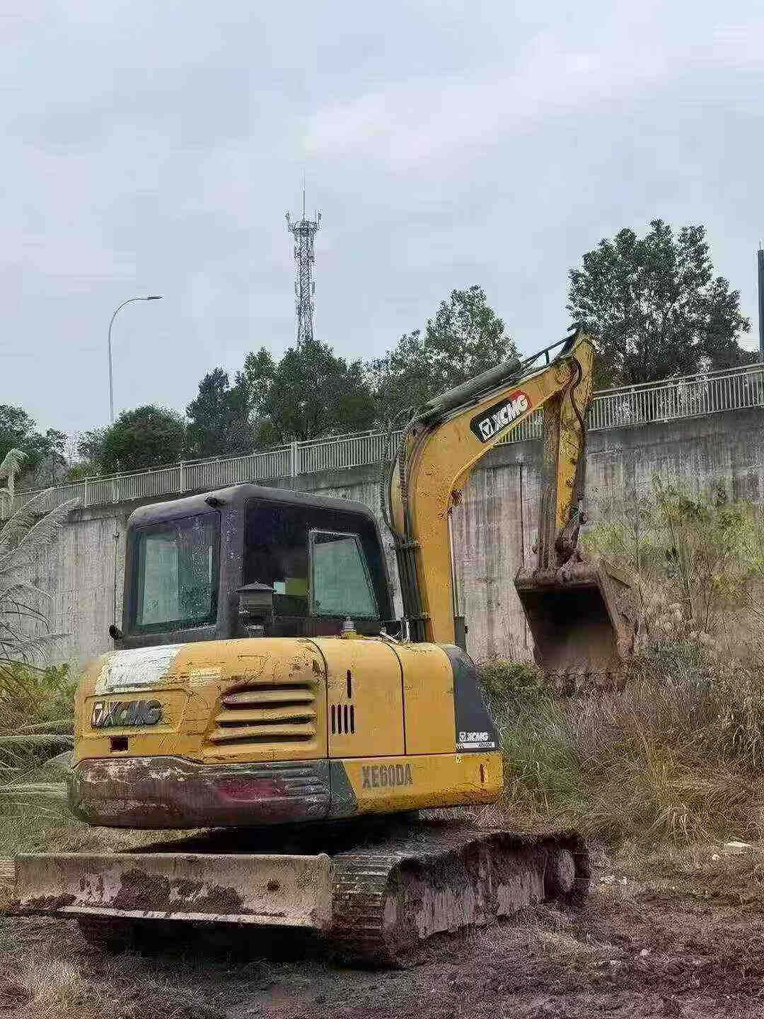 Buy XCMG XE60 Used Excavator / 4