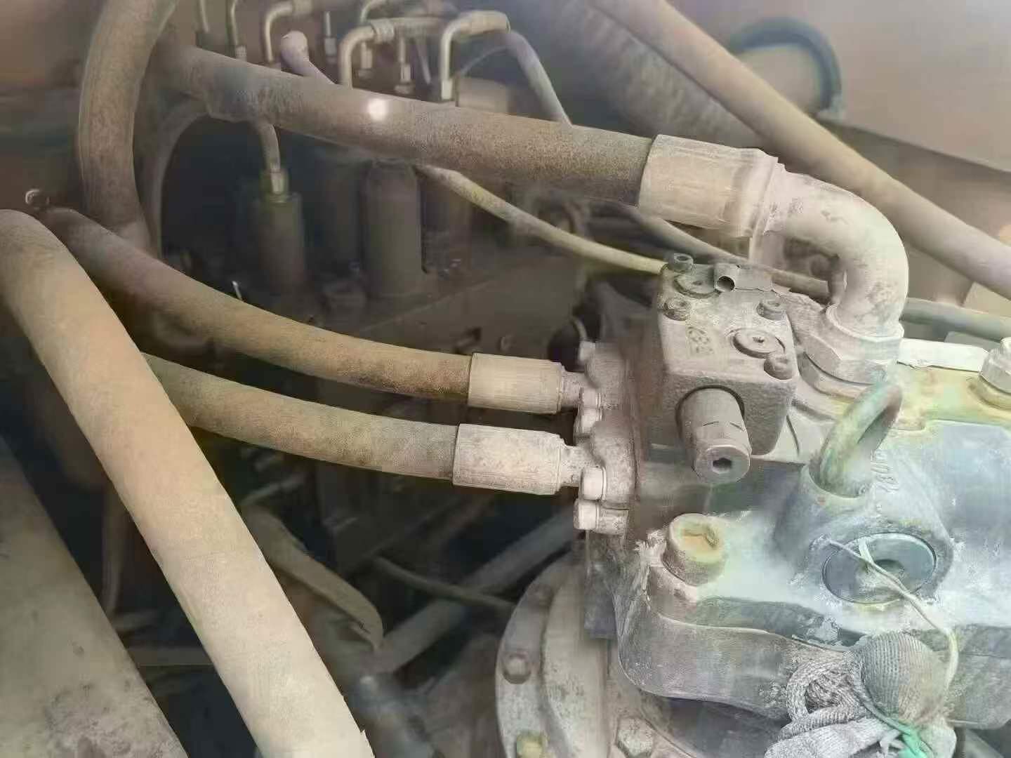 Buy XCMG XE215 Used Excavator / 8