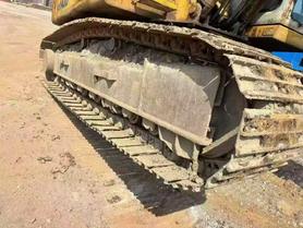 Buy Kato HD1023 Used Excavator / 8 Buy Kato HD1023 Used Excavator / 8