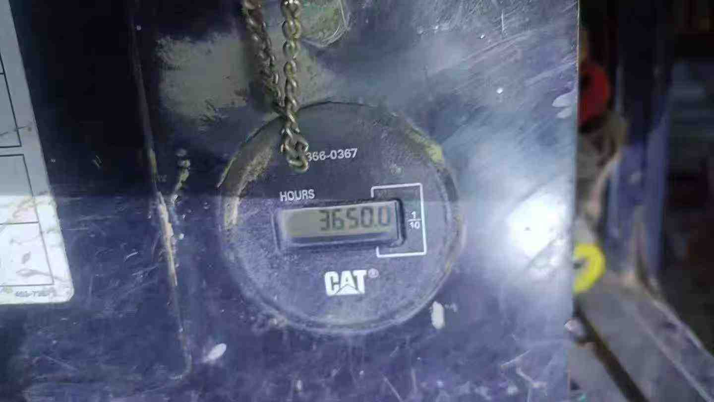 Buy Caterpillar 305.5 Used Excavator / 6