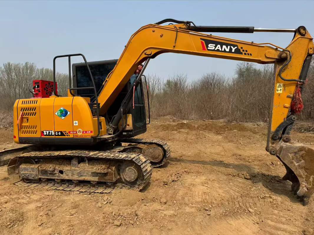 Buy Sany SY75C-8 Used Excavator / 3