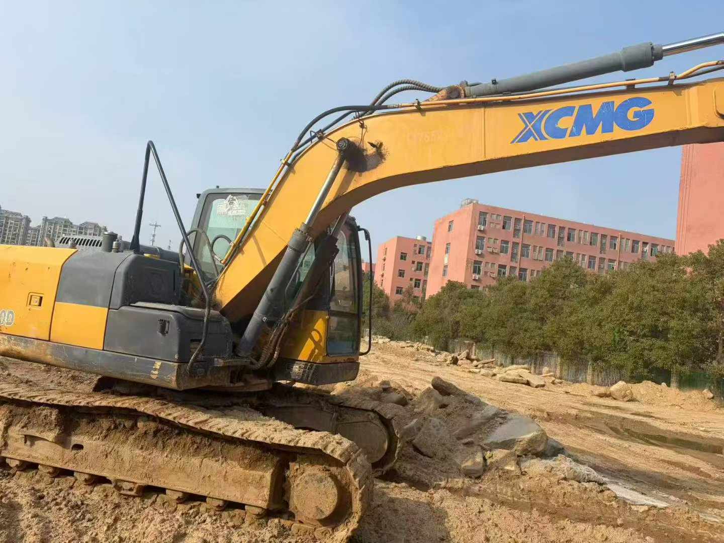 Buy XCMG XE135B Used Excavator / 5