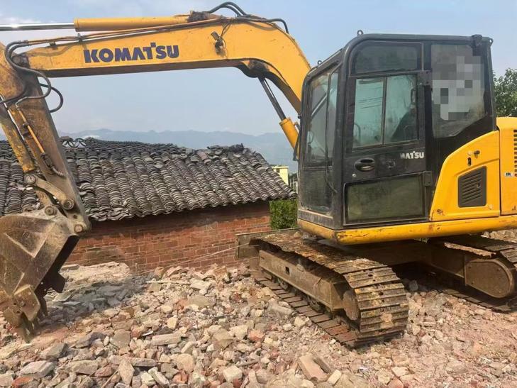 Buy Komatsu PC70-8 Used Excavator / 1