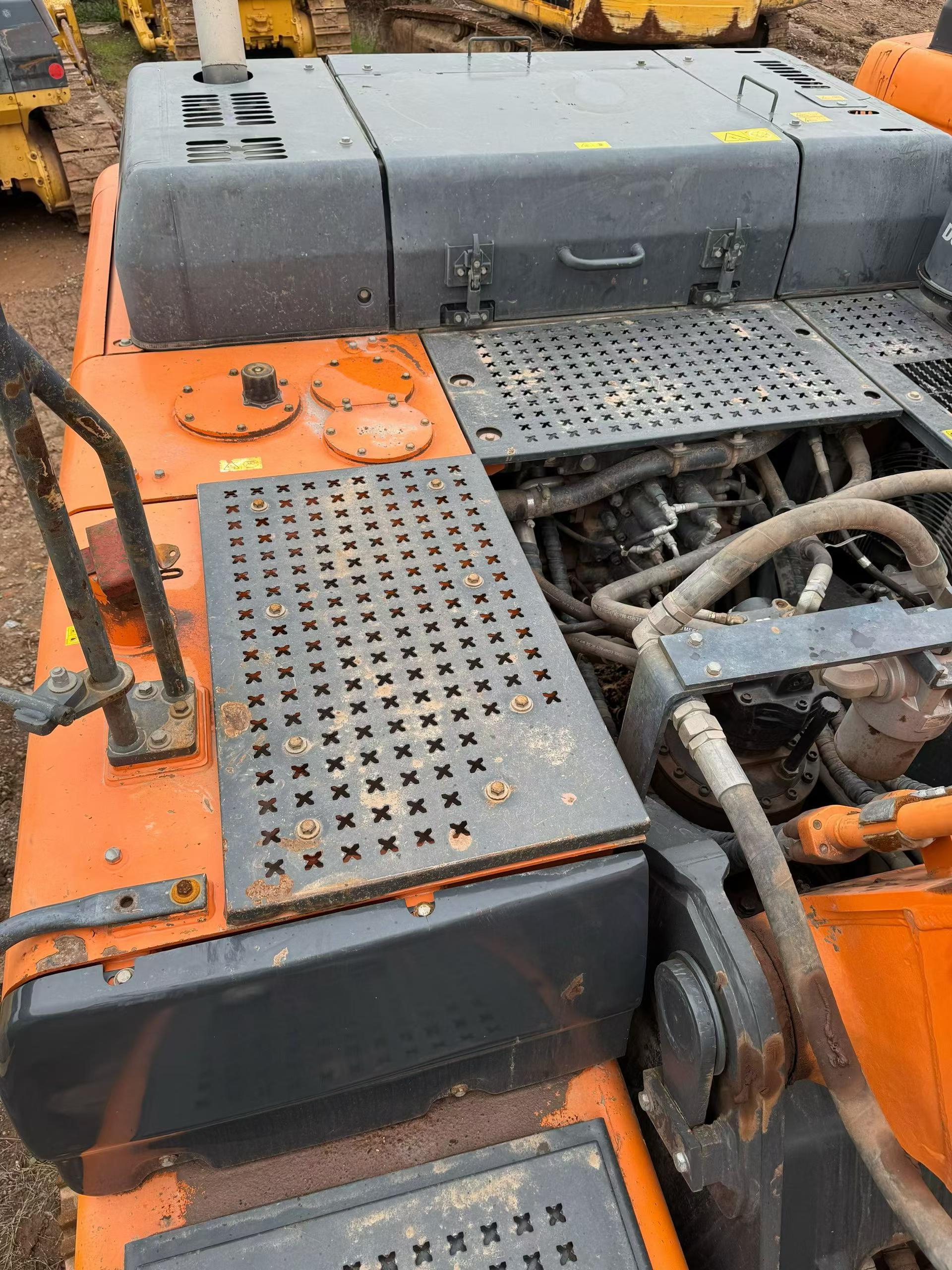 Buy Doosan DX380 Used Excavator / 2