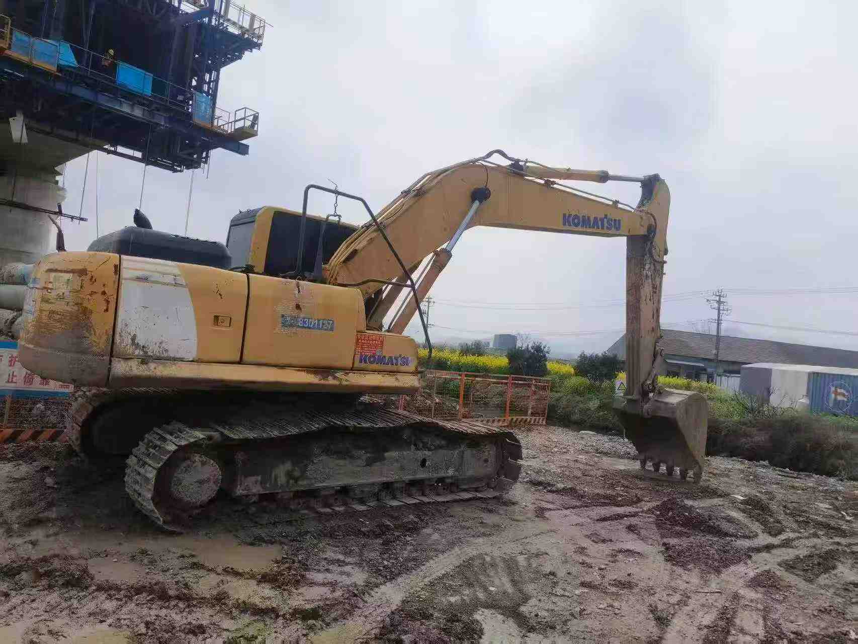 Buy Komatsu PC210-8 Used Excavator / 2