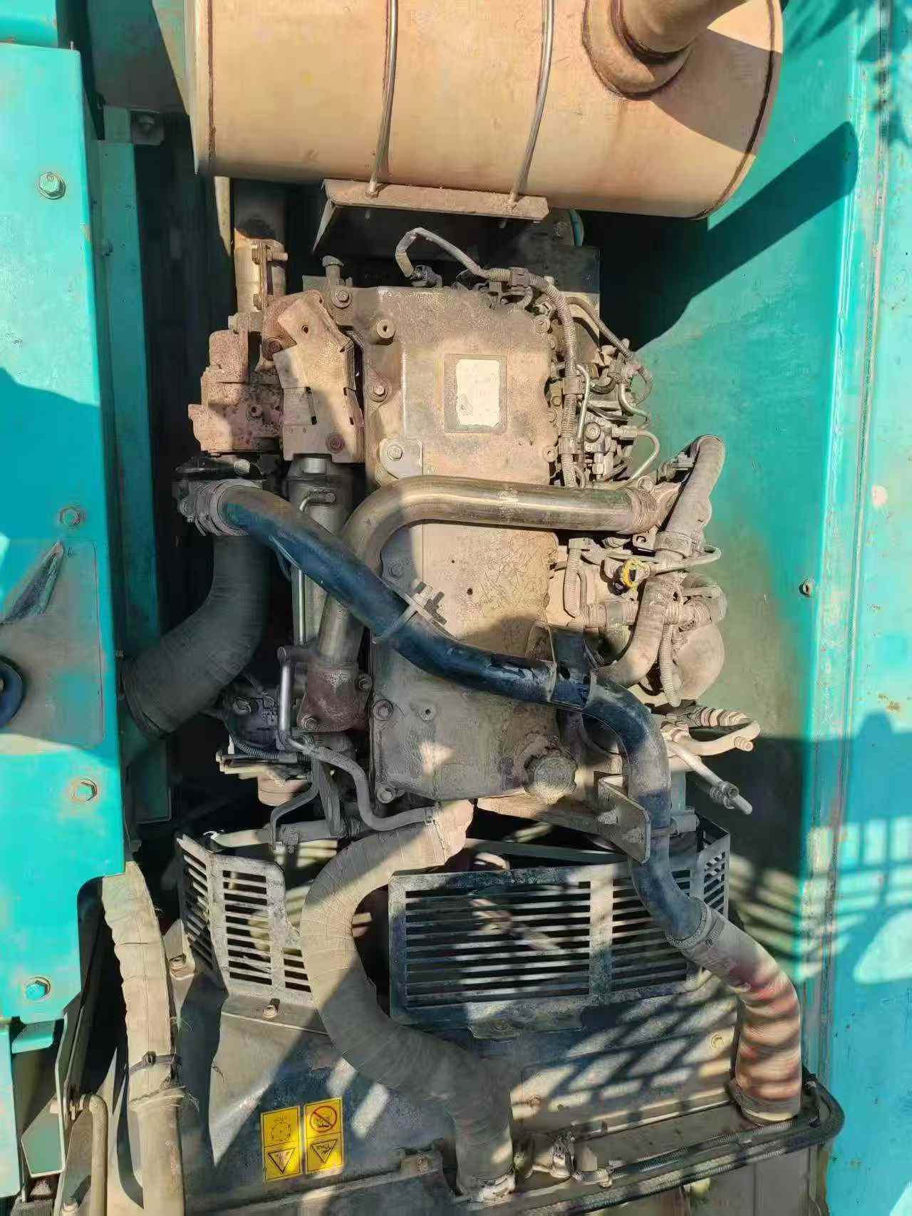 Buy Kobelco SK200 Used Excavator / 5