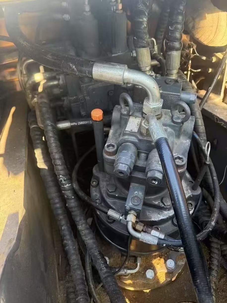 Buy XCMG XE200 Used Excavator / 4