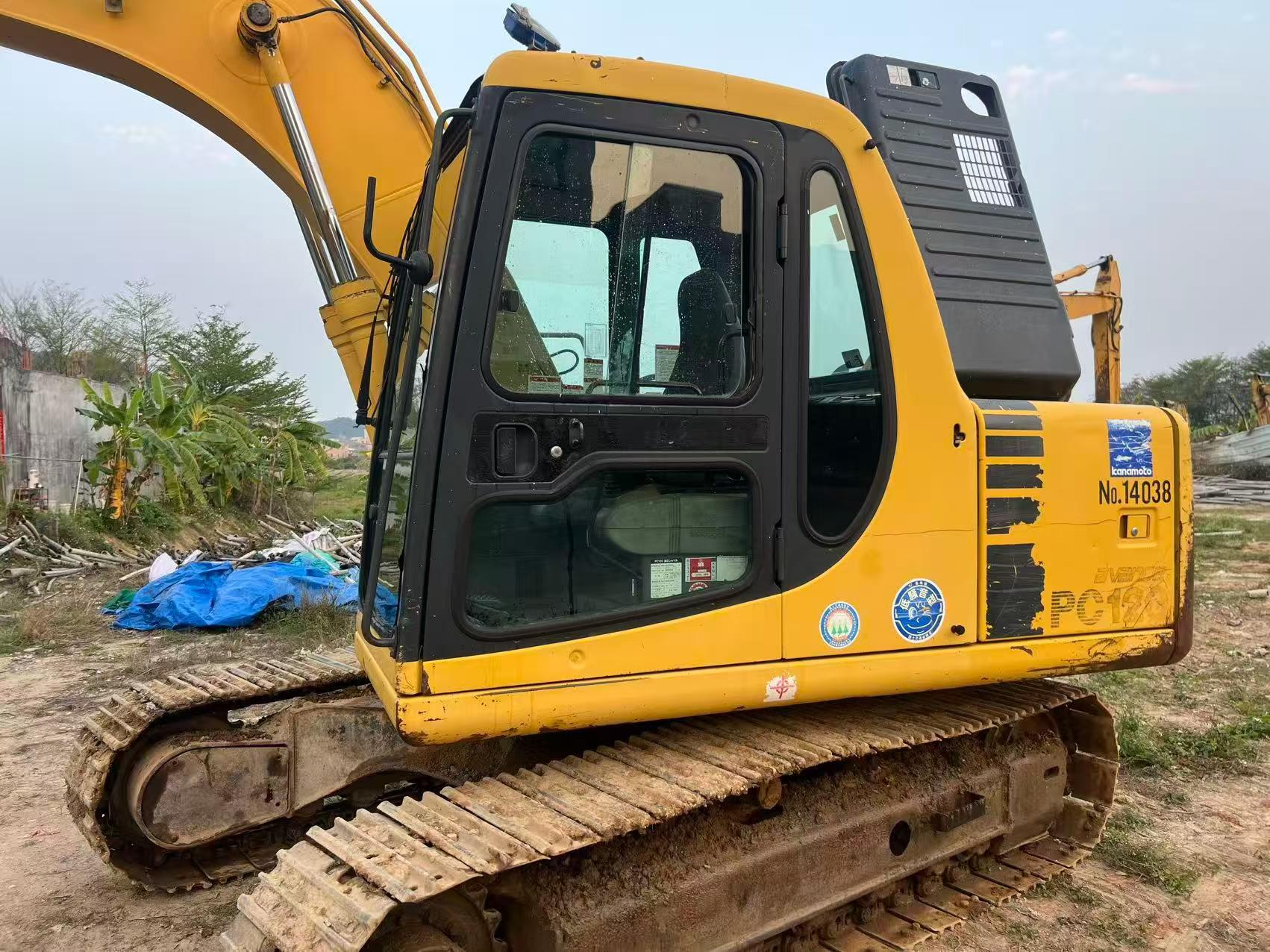 Buy Komatsu PC120-6E Used Excavator / 3