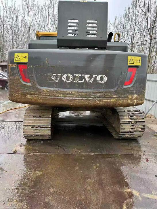 Buy Volvo EC210B Used Excavator / 1