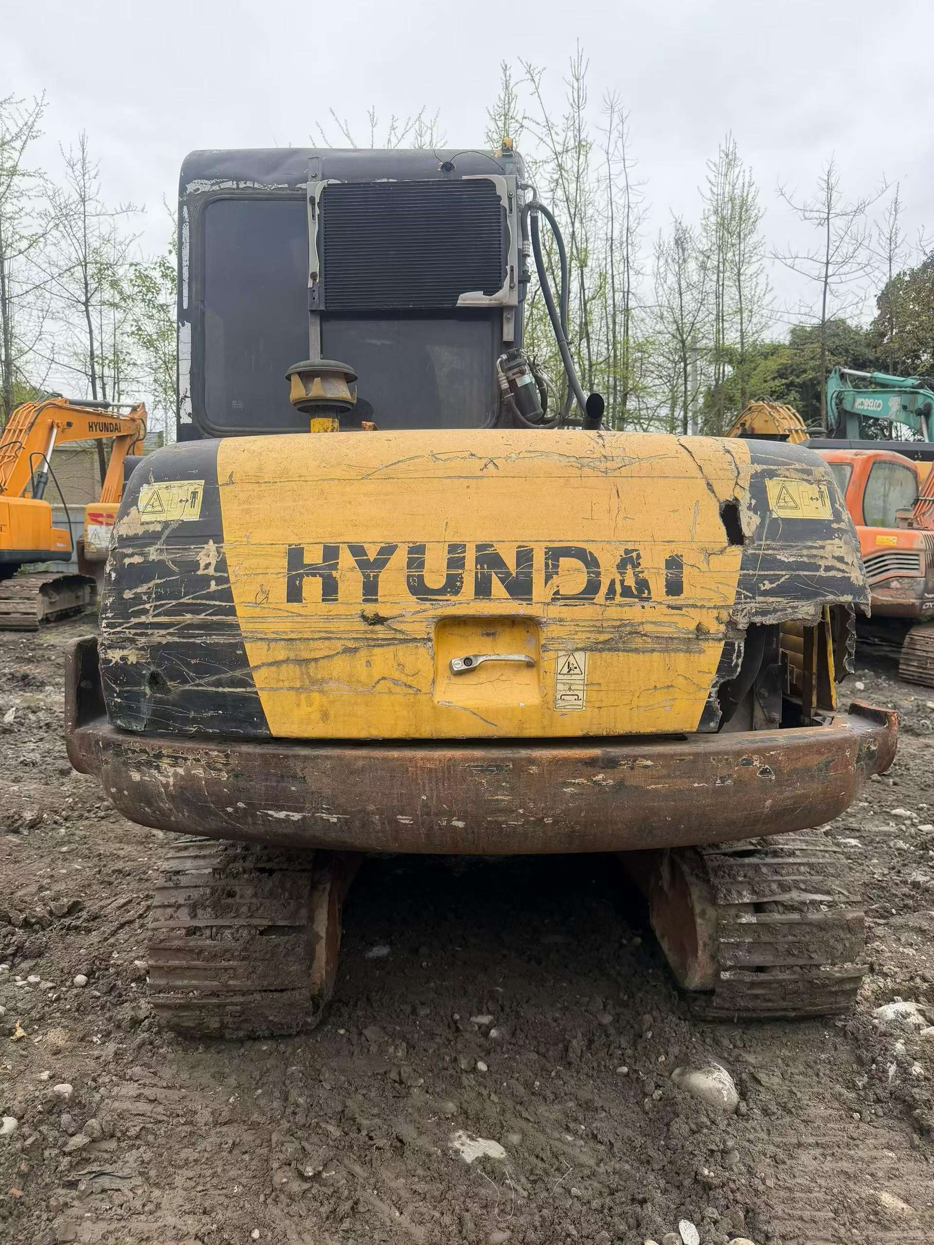 Buy Hyundai HX60 Used Excavator / 4