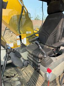 Buy Komatsu PC240-6 Used Excavator / 5 Buy Komatsu PC240-6 Used Excavator / 5