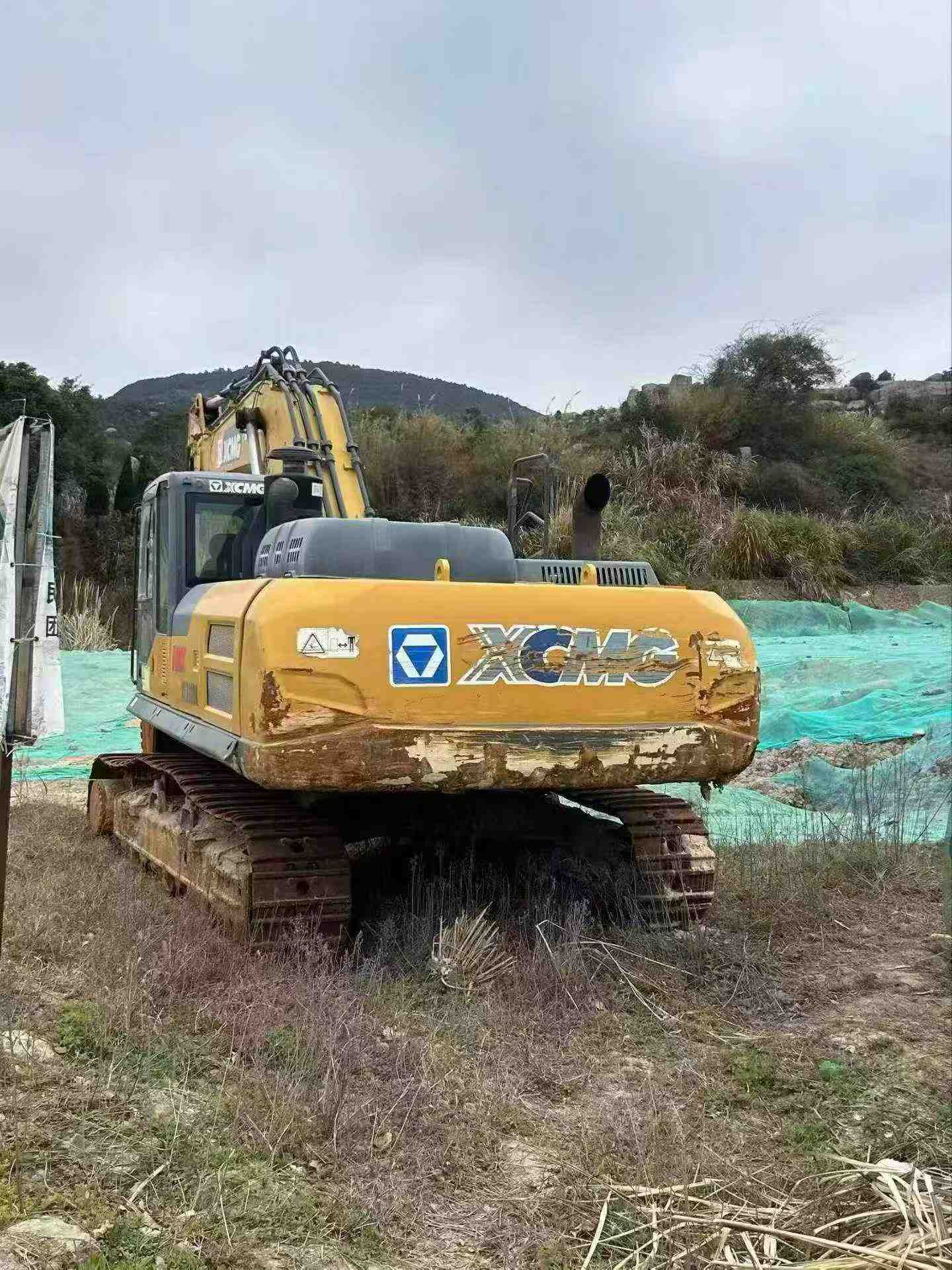 Buy XCMG XE380K Used Excavator / 4