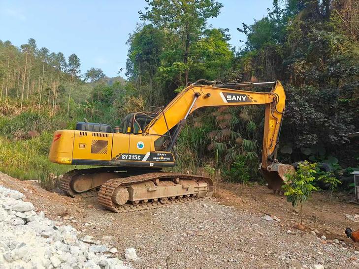 Buy Sany SY215C Used Excavator / 1