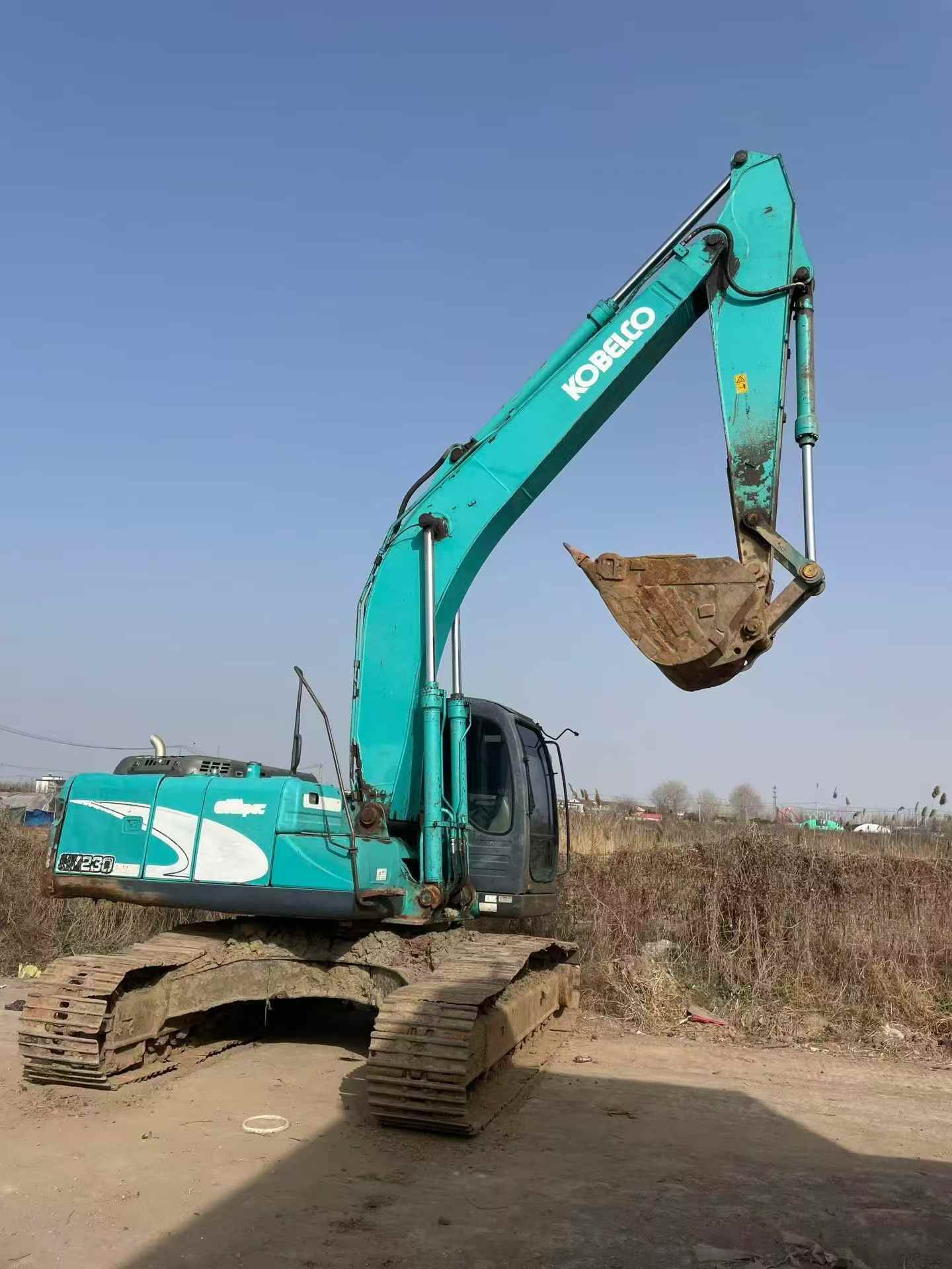 Buy Kobelco SK210-6 Used Excavator / 2