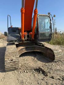 Buy Hitachi ZX350H-5A Used Excavator / 2 Buy Hitachi ZX350H-5A Used Excavator / 2