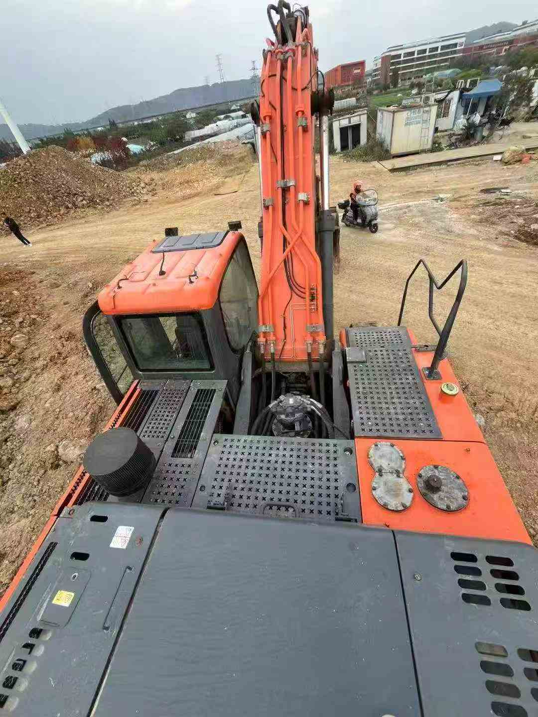 Buy Doosan DX380LC-5 Used Excavator / 6