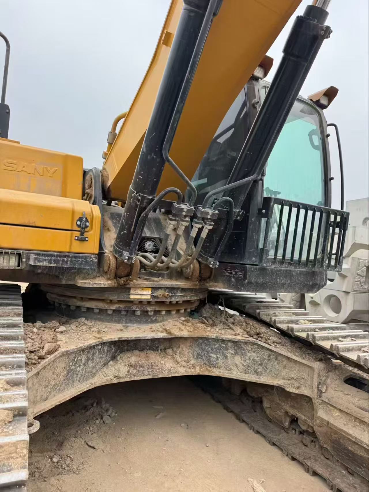 Buy Sany SY375H Used Excavator / 3