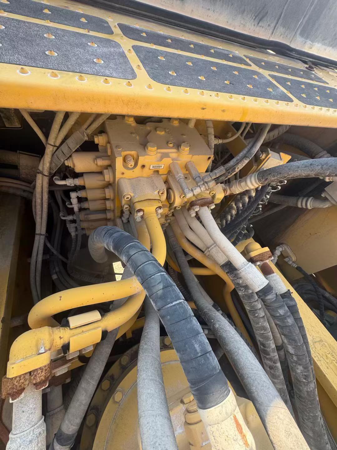 Buy Komatsu PC360-7 Used Excavator / 4