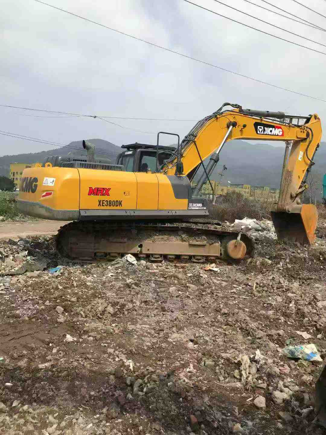Buy XCMG XE380K Used Excavator / 2