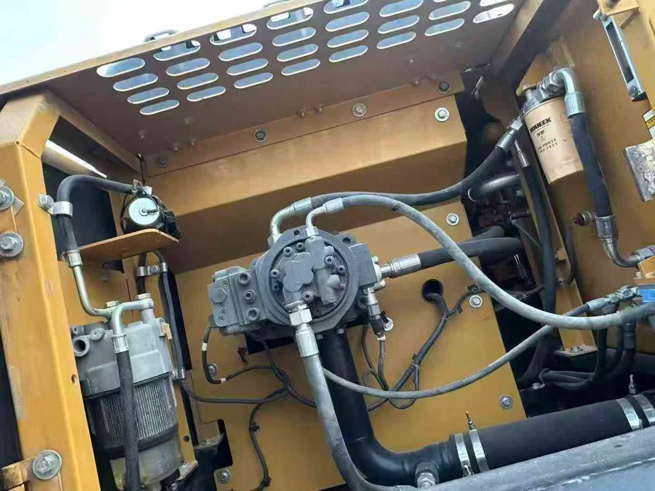 Buy Sany SY245H Used Excavator / 5