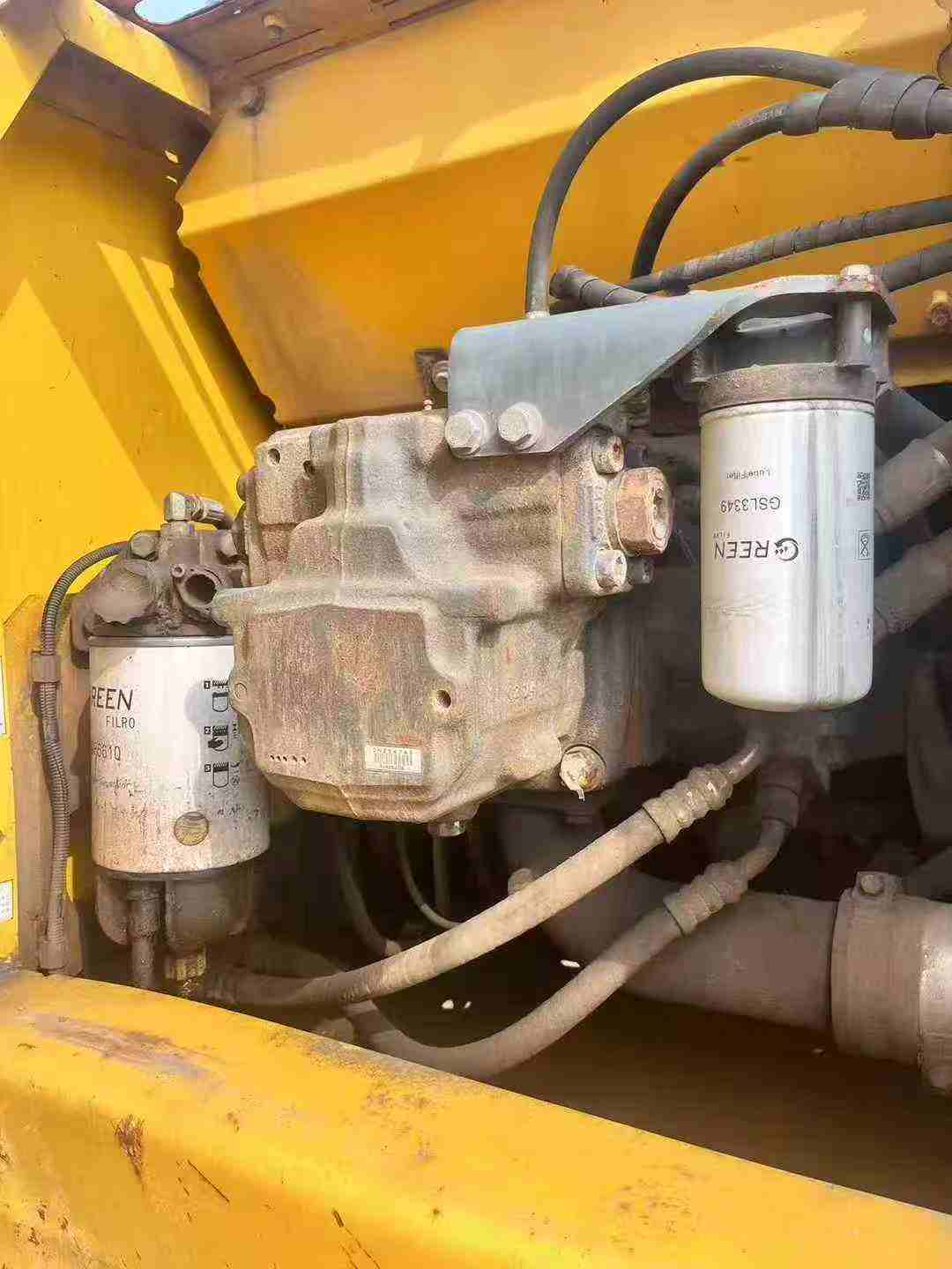 Buy Komatsu PC200 Used Excavator / 4