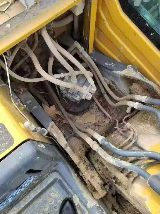 Buy Komatsu PC110-7 Used Excavator / 1