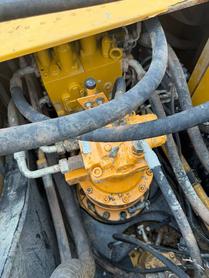 Buy Sany SY200C Used Excavator / 9 Buy Sany SY200C Used Excavator / 9