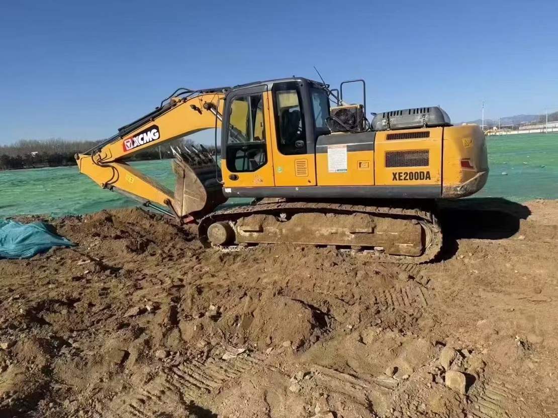 Buy XCMG XE200 Used Excavator / 9