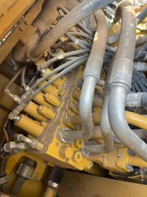 Buy Caterpillar 330B Used Excavator / 6 Buy Caterpillar 330B Used Excavator / 6