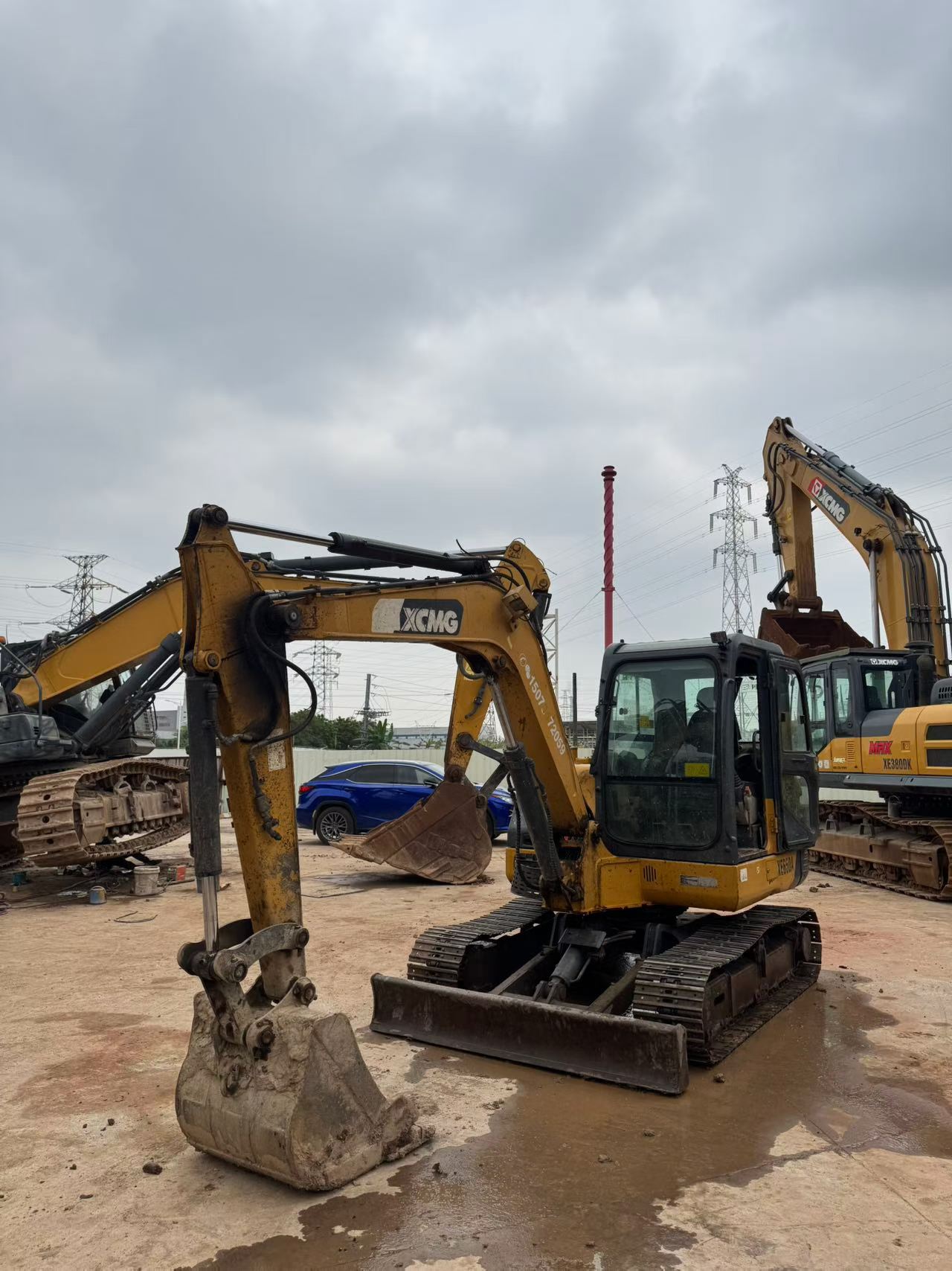 Buy XCMG XE65D Used Excavator / 9