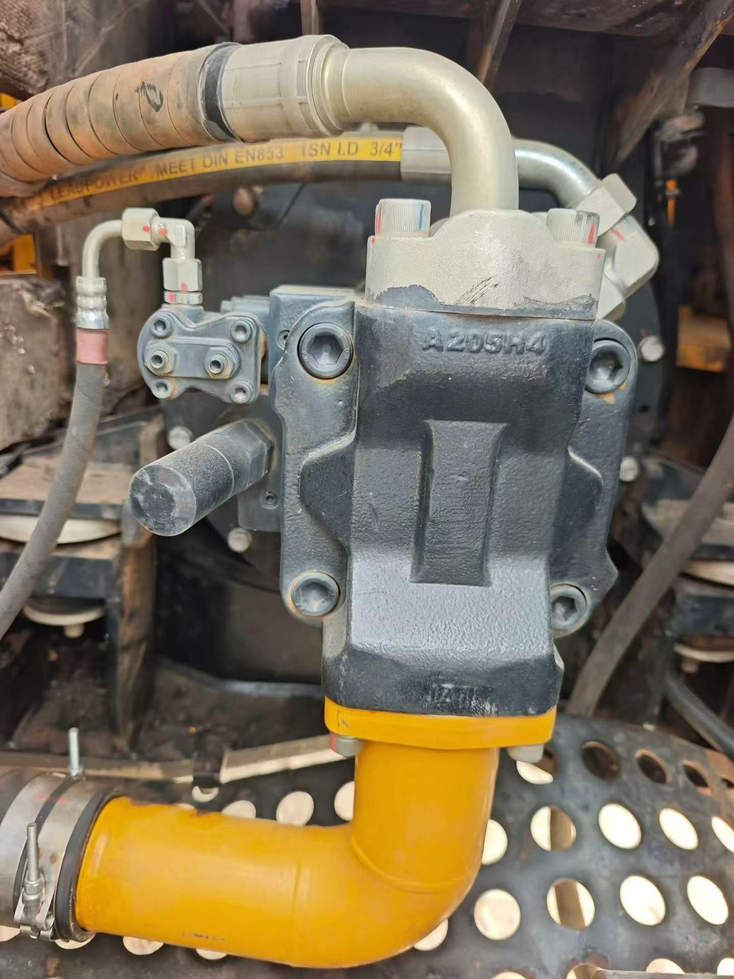 Buy Sany SY85C Used Excavator / 7