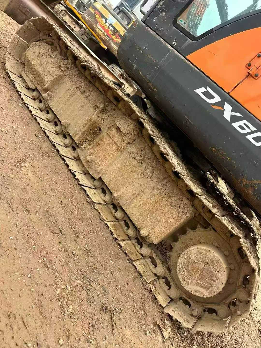 Buy Doosan DH60 Used Excavator / 8