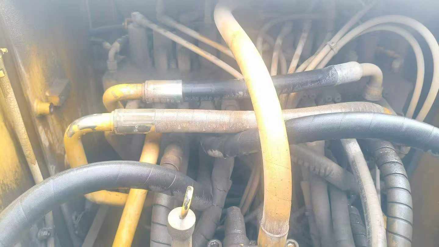 Buy Caterpillar 320DGC Used Excavator / 8