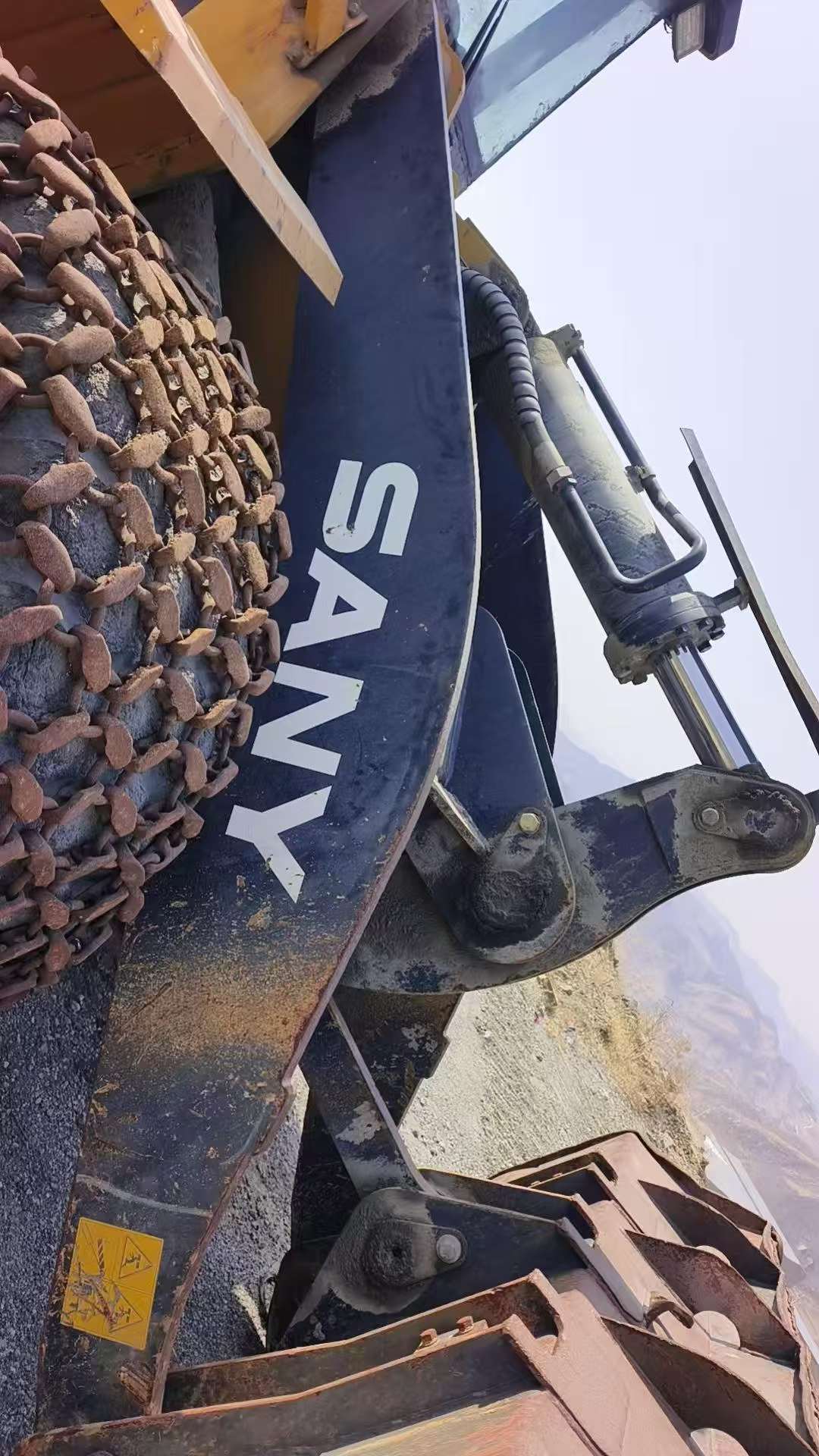 Buy Sany SW953K Used Excavator / 8