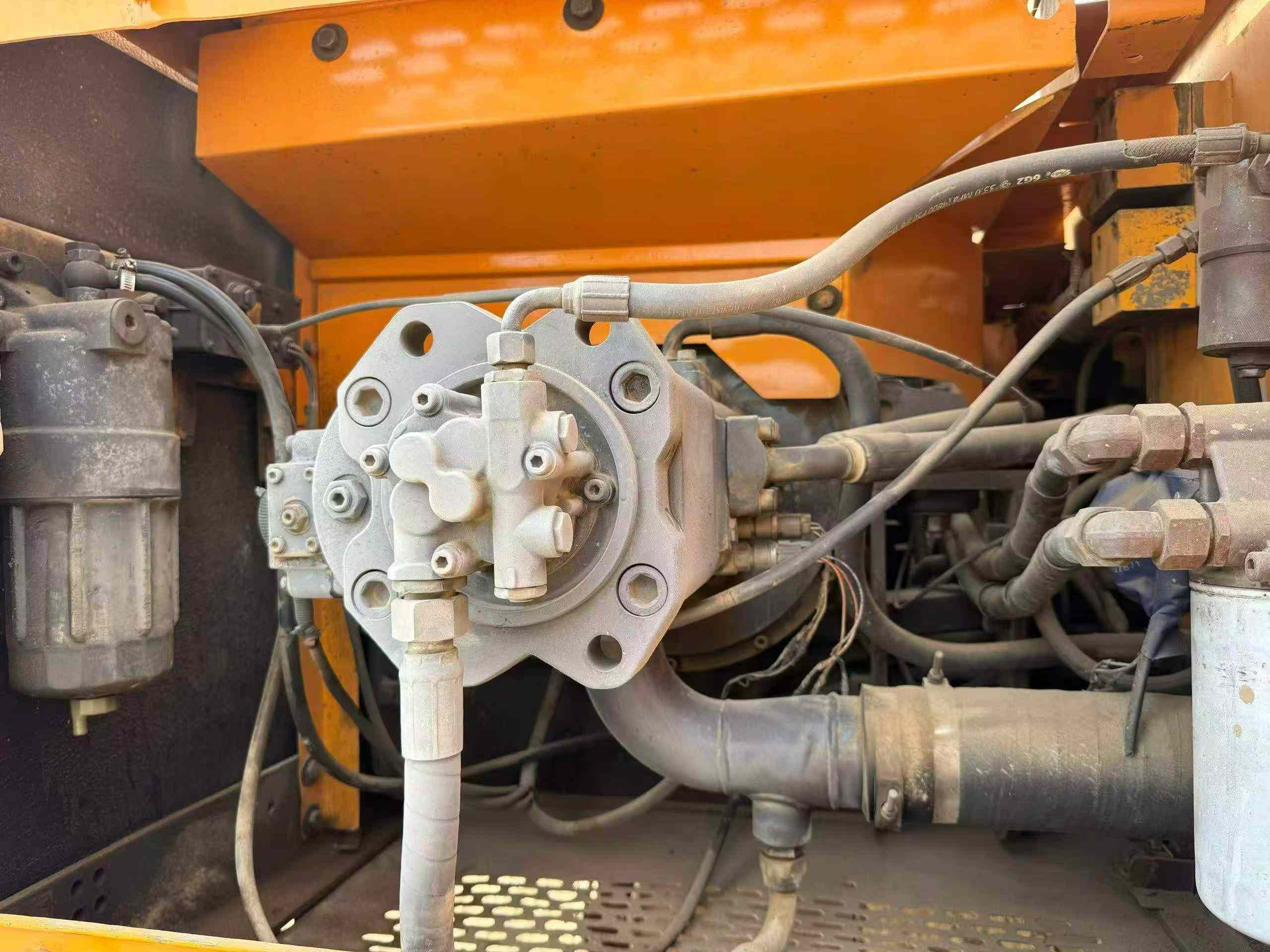 Buy Sany SY235C-8 Used Excavator / 8