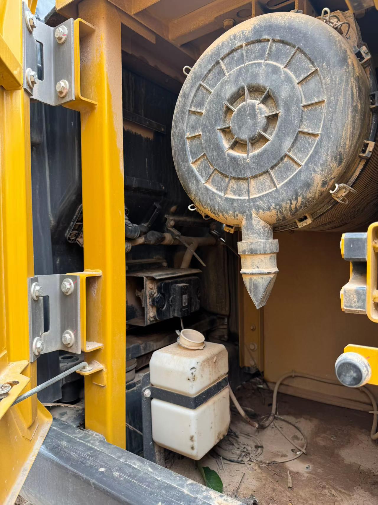 Buy XCMG XE200 Used Excavator / 4