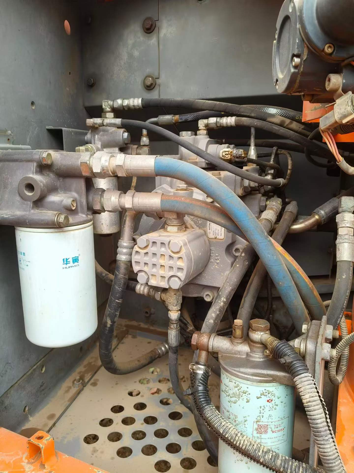 Buy Hitachi EX120 Used Excavator / 2