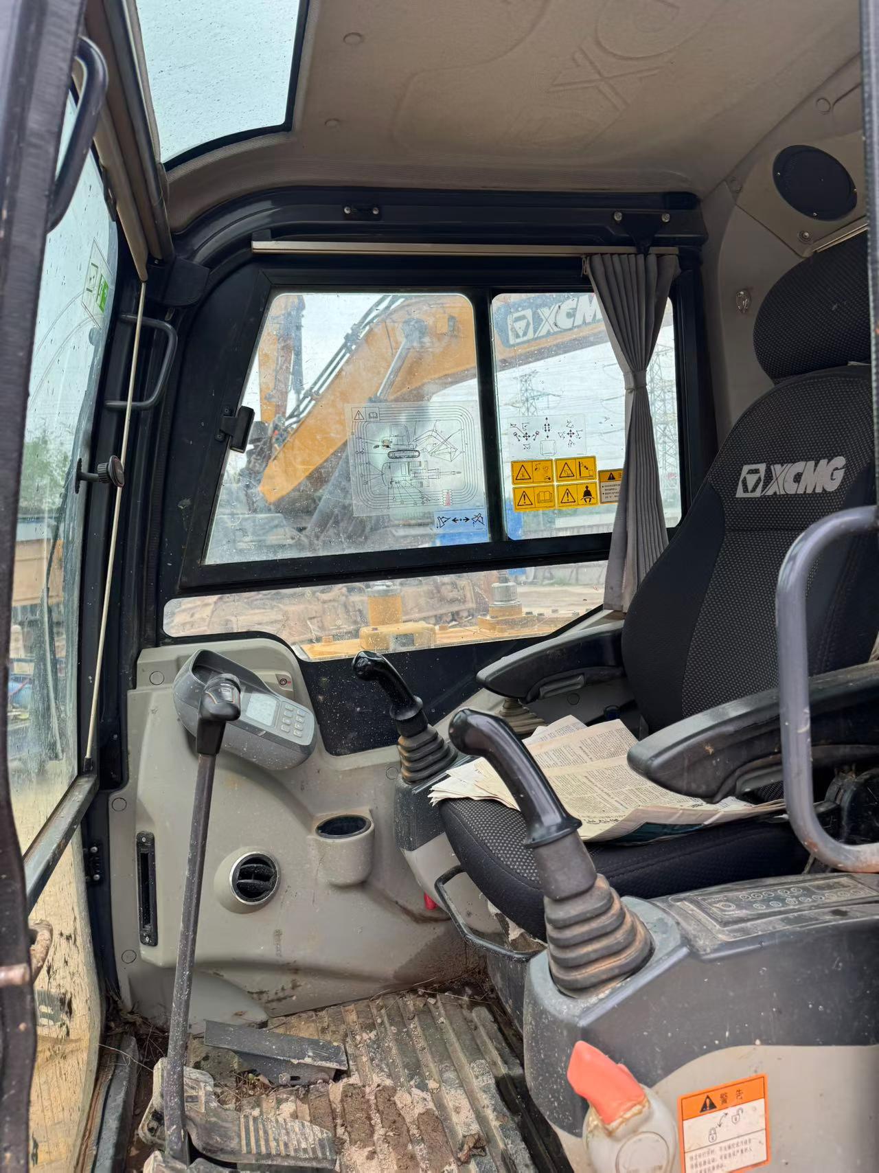 Buy XCMG XE65D Used Excavator / 2